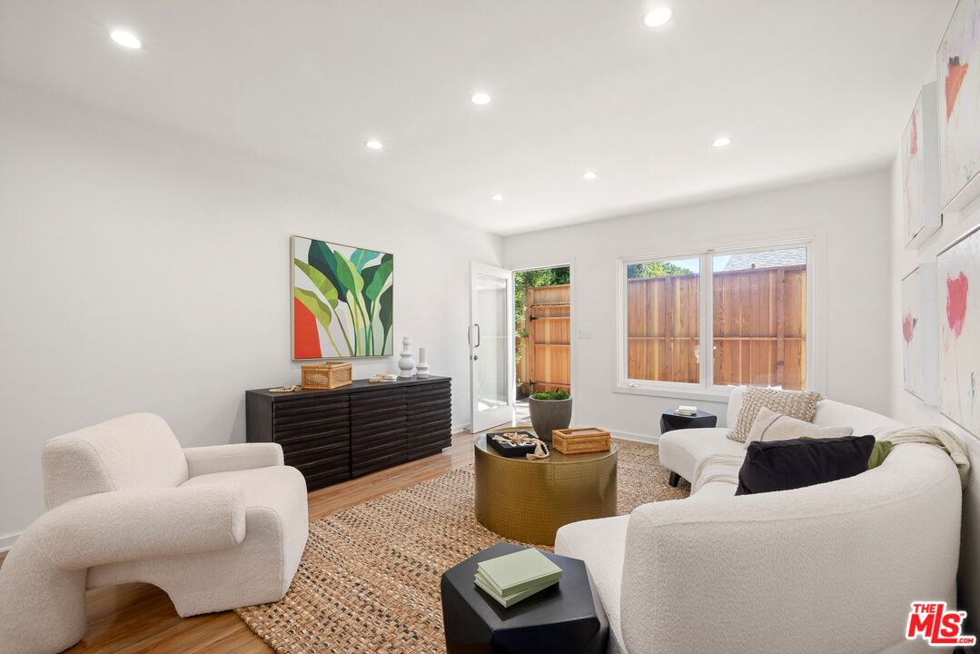 MLS #25517231 image #10