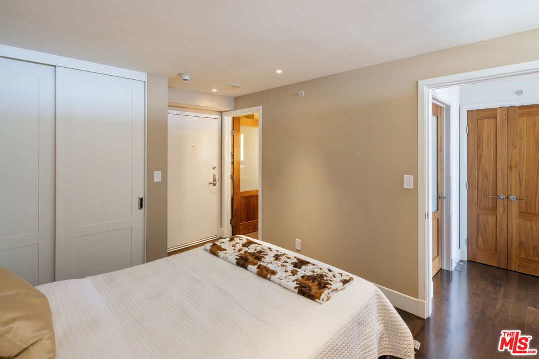 MLS #25517503 image #15