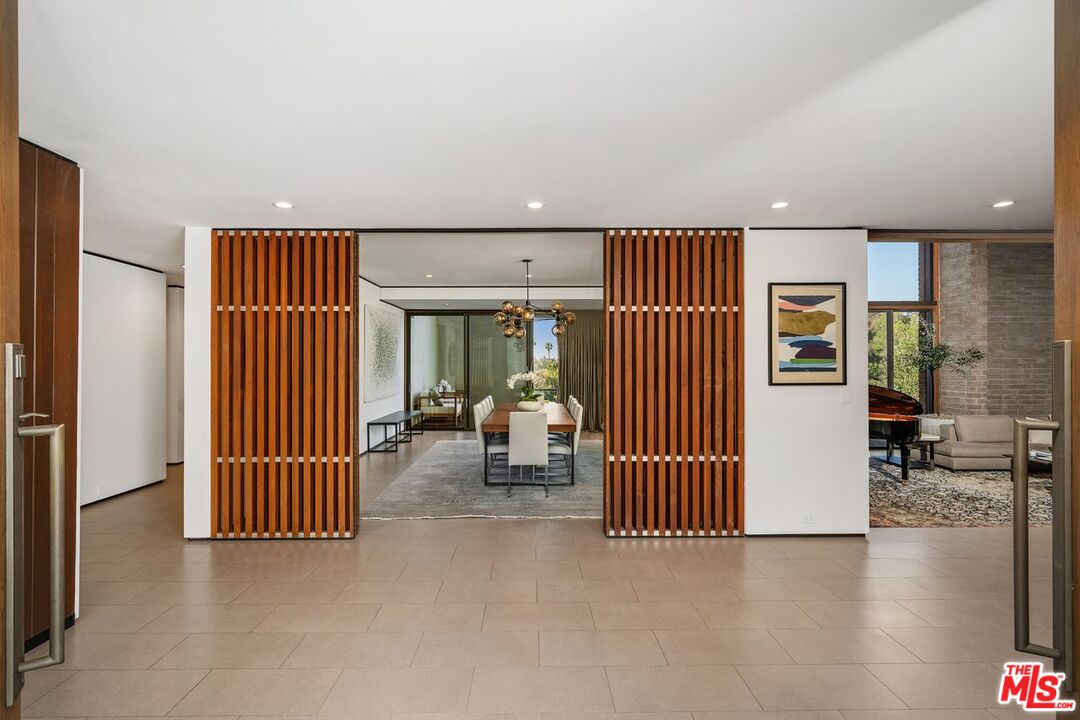 MLS #25517505 image #9