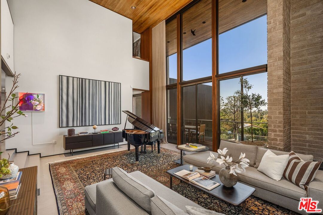 MLS #25517505 image #13