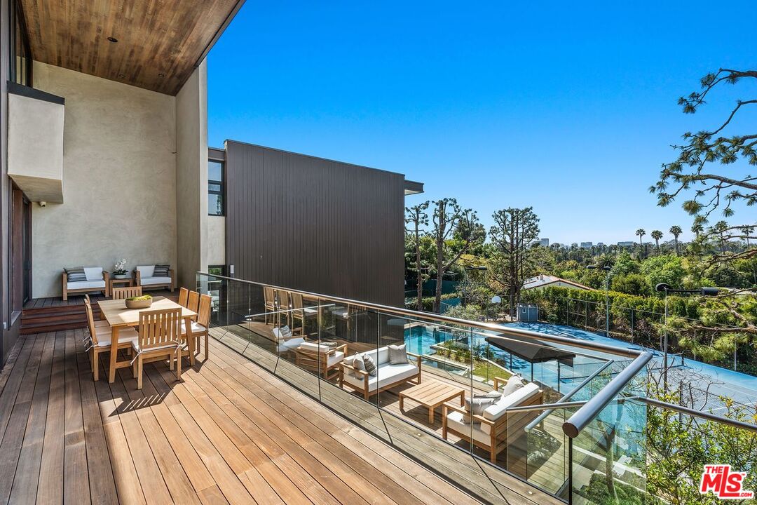 MLS #25517505 image #18