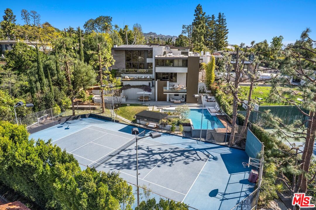 MLS #25517505 image #1