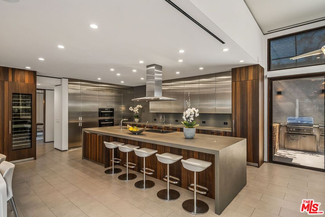 MLS #25517505 image #26