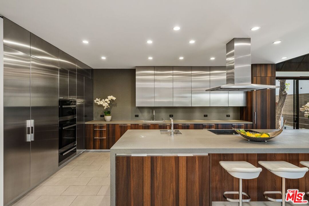 MLS #25517505 image #27