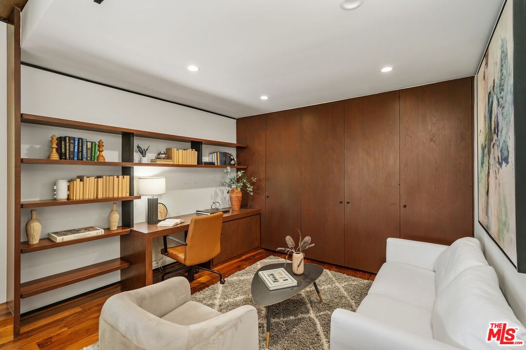 MLS #25517505 image #41