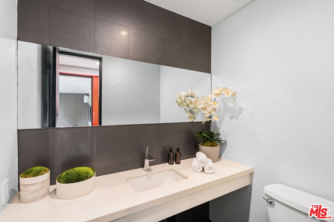 MLS #25517505 image #58