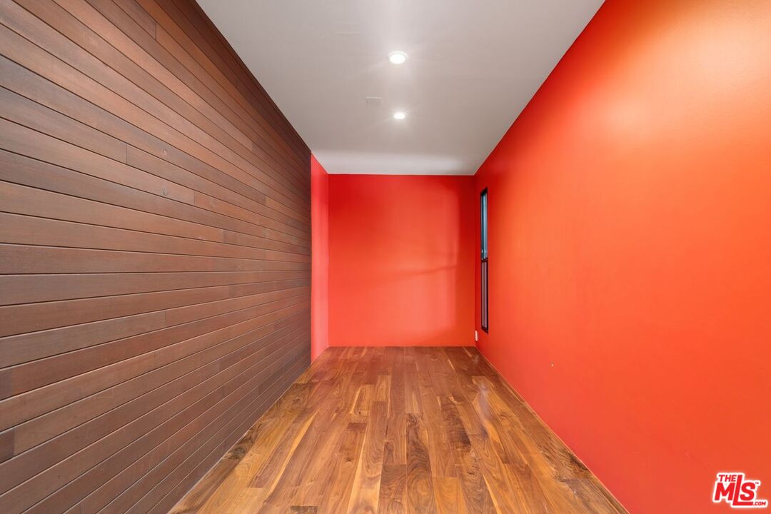 MLS #25517505 image #59