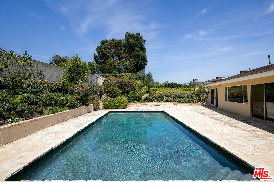 MLS #25517765 image #9