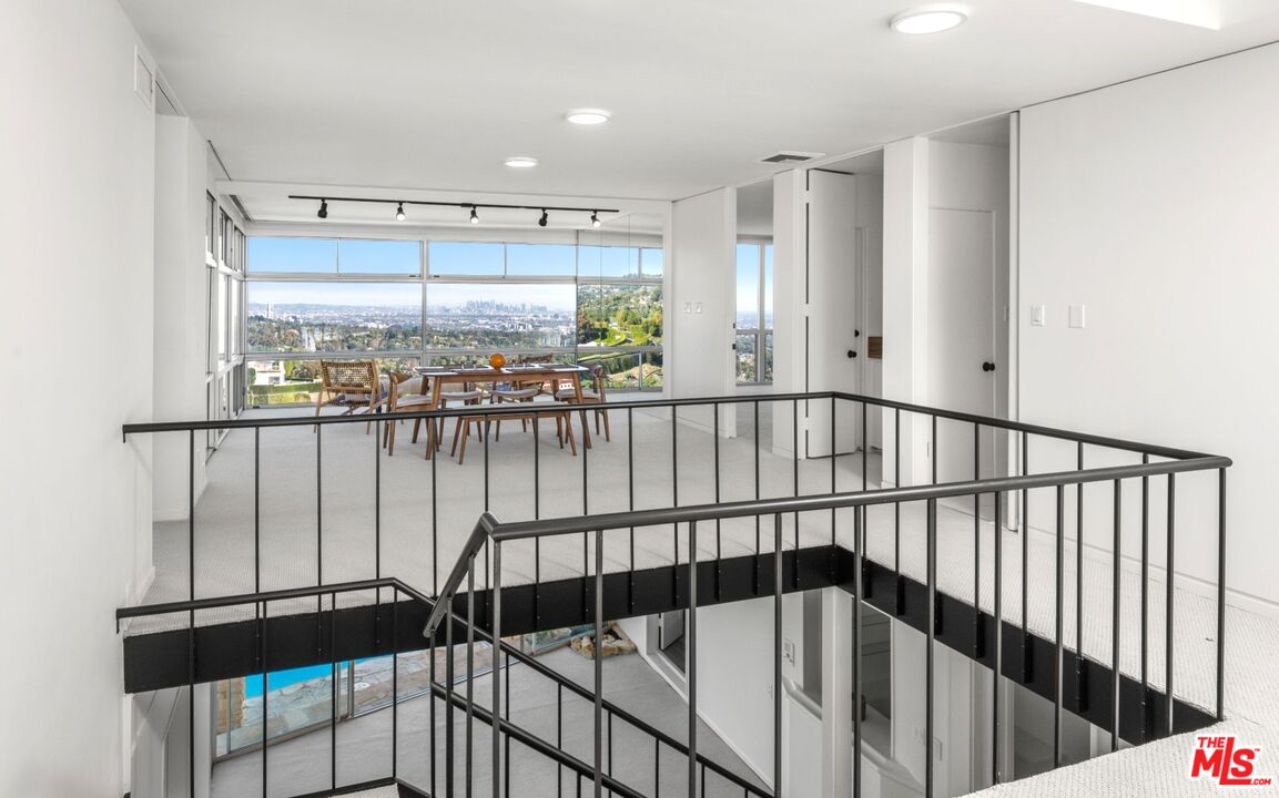 MLS #25517833 image #23