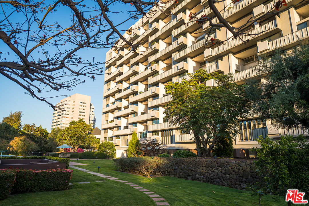 MLS #25517945 image #13