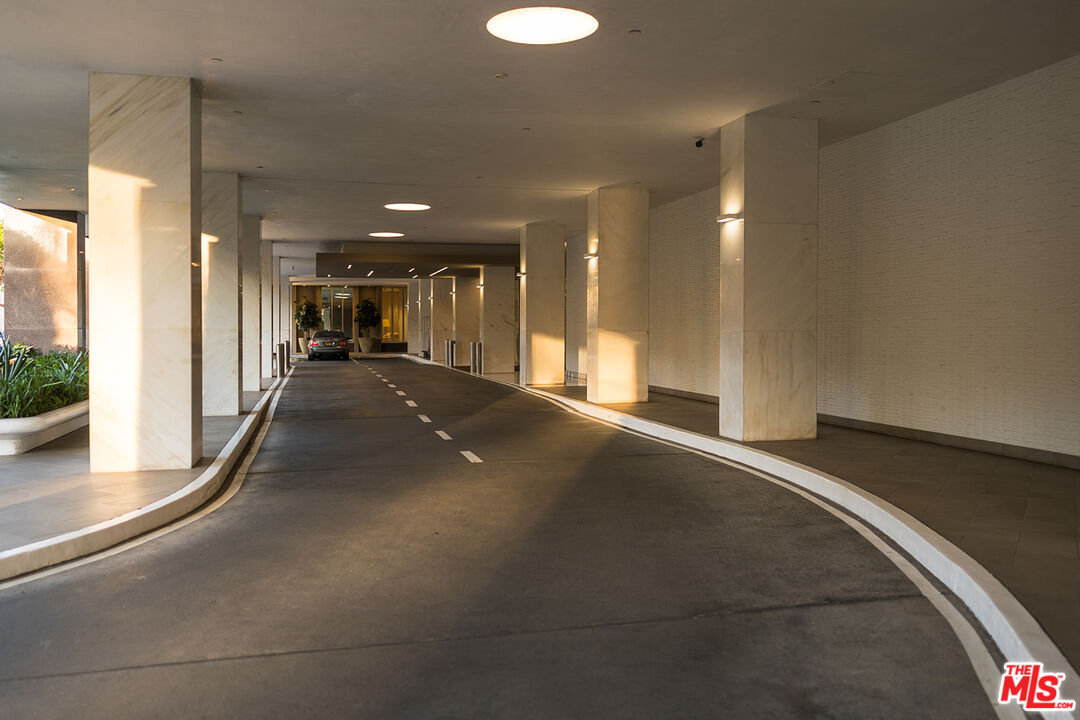 MLS #25517945 image #19