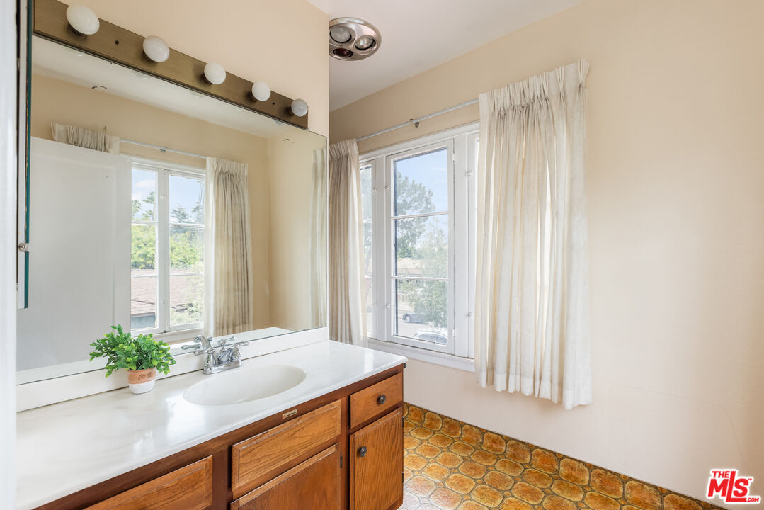 MLS #25518133 image #50