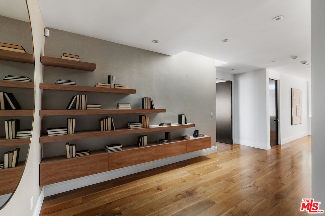 MLS #25518361 image #29