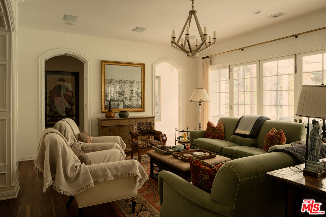 MLS #25518613 image #11