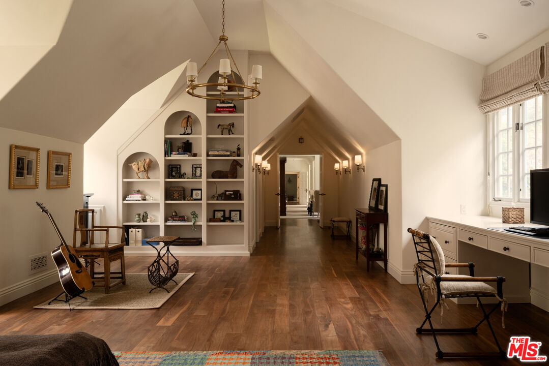 MLS #25518613 image #22