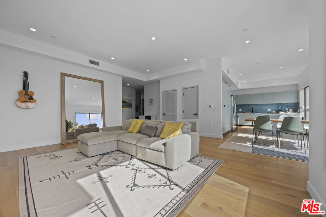 MLS #25520491 image #0