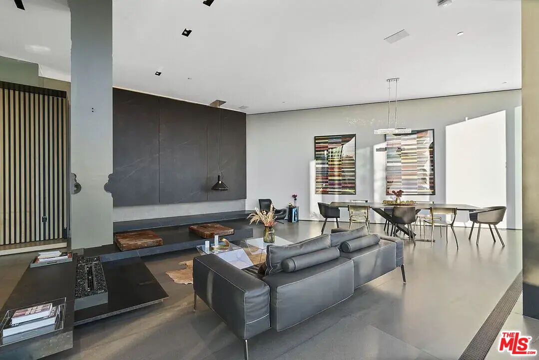 MLS #25521807 image #11