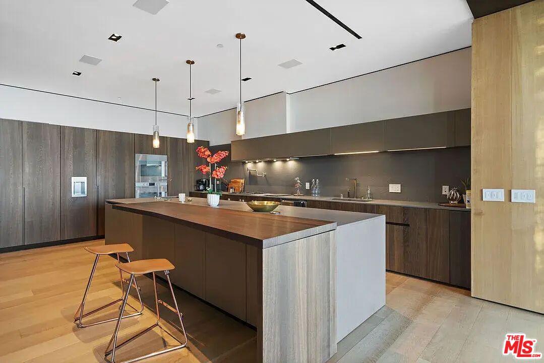 MLS #25521807 image #16