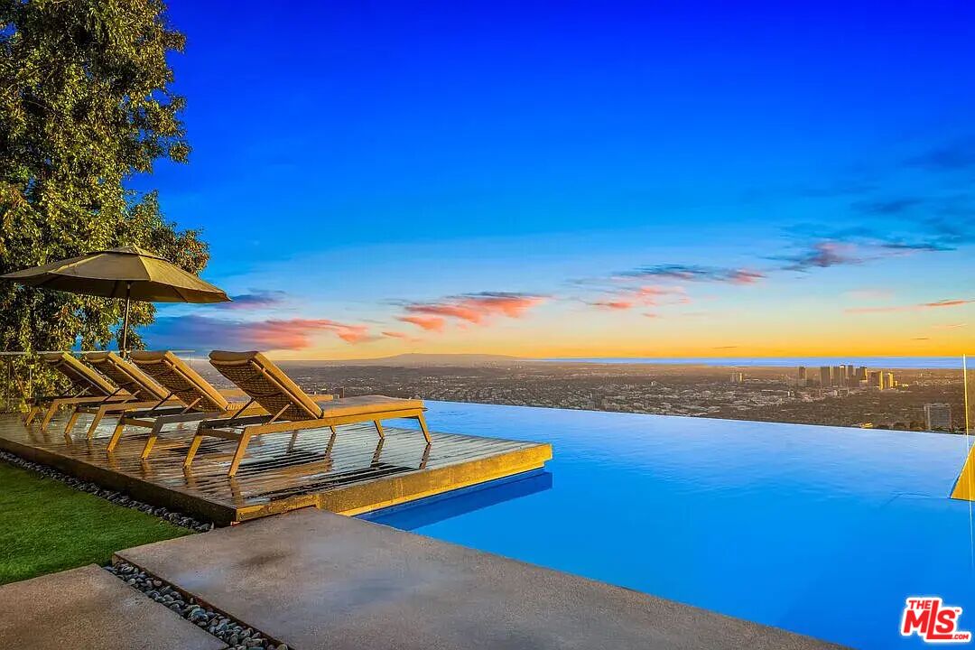 MLS #25521807 image #1