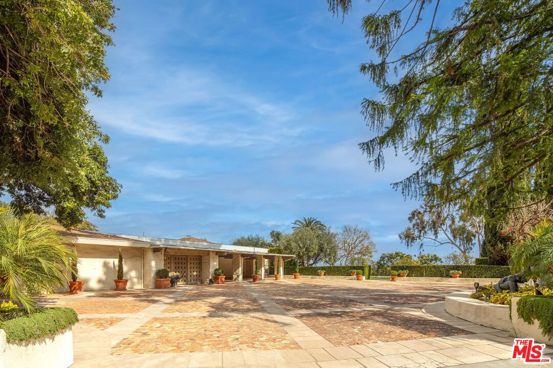 MLS #25521843 image #5