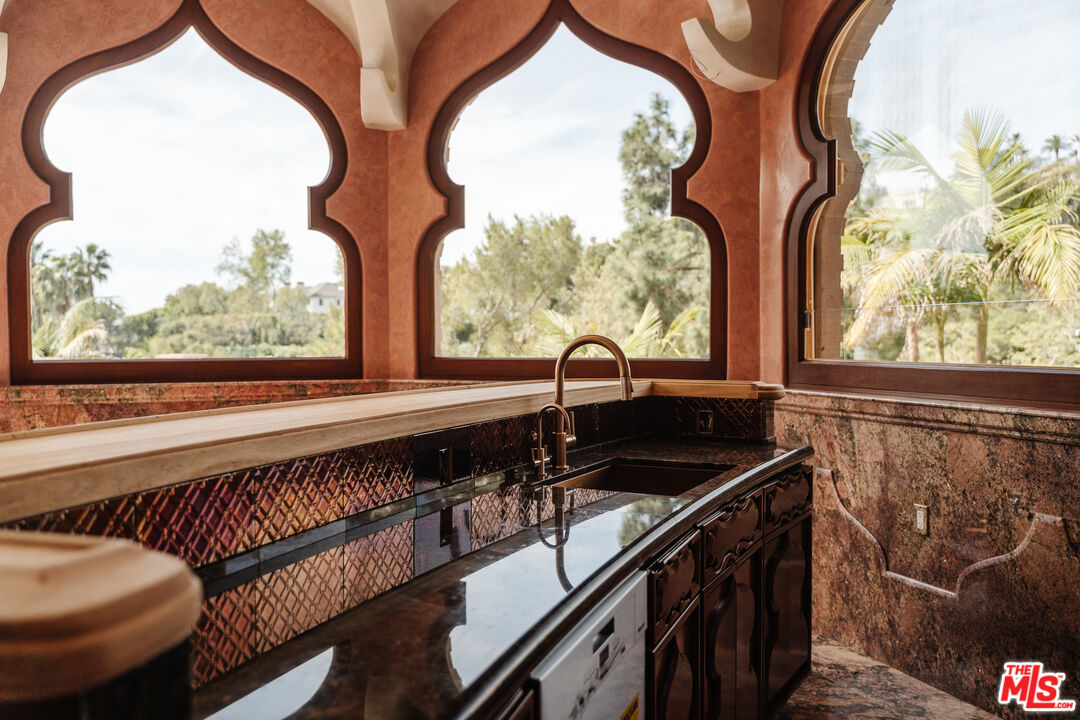 MLS #25522011 image #15