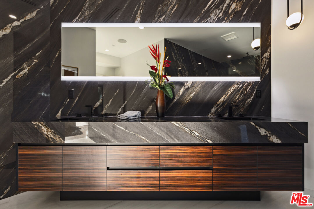 MLS #25522311 image #31