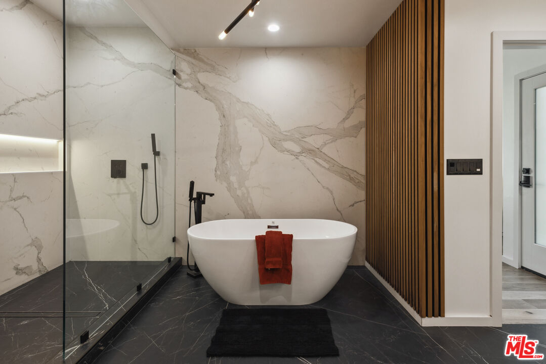 MLS #25522311 image #43