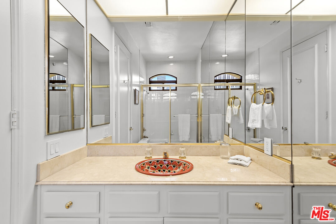 MLS #25522419 image #9