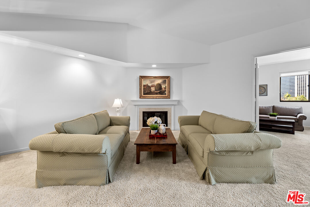 MLS #25522419 image #2