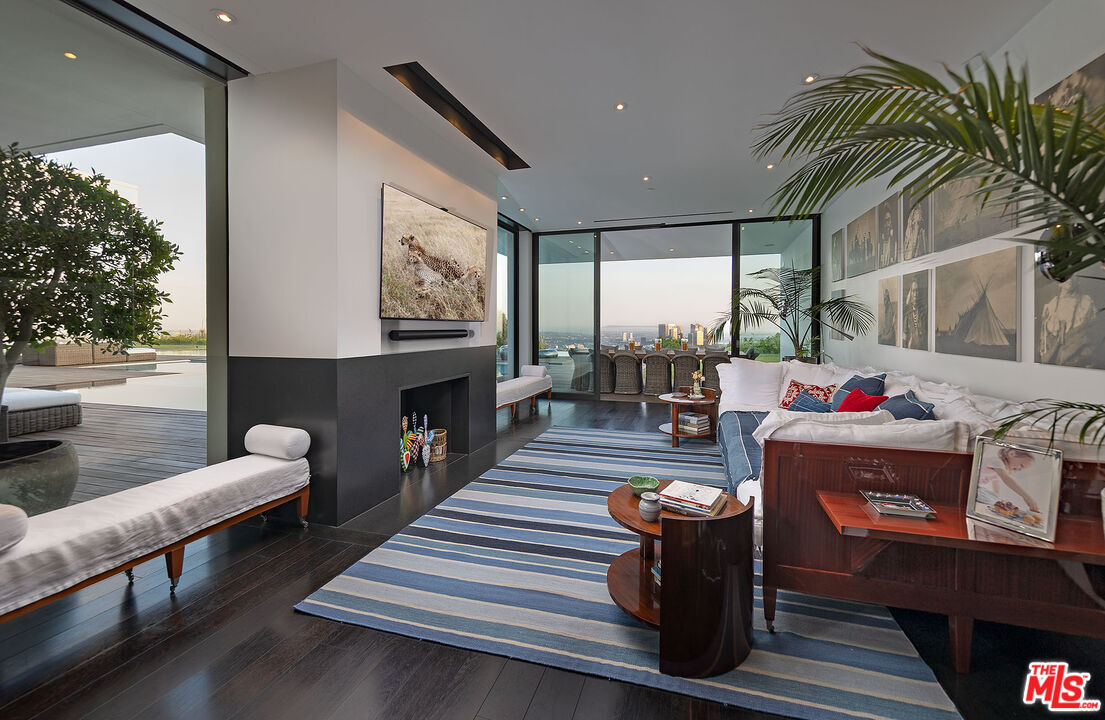 MLS #25522541 image #15