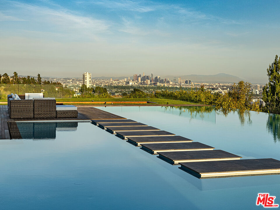 MLS #25522541 image #8