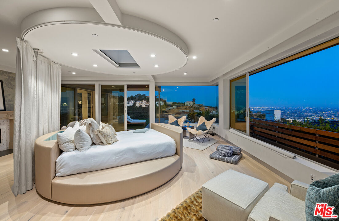 MLS #25523207 image #17