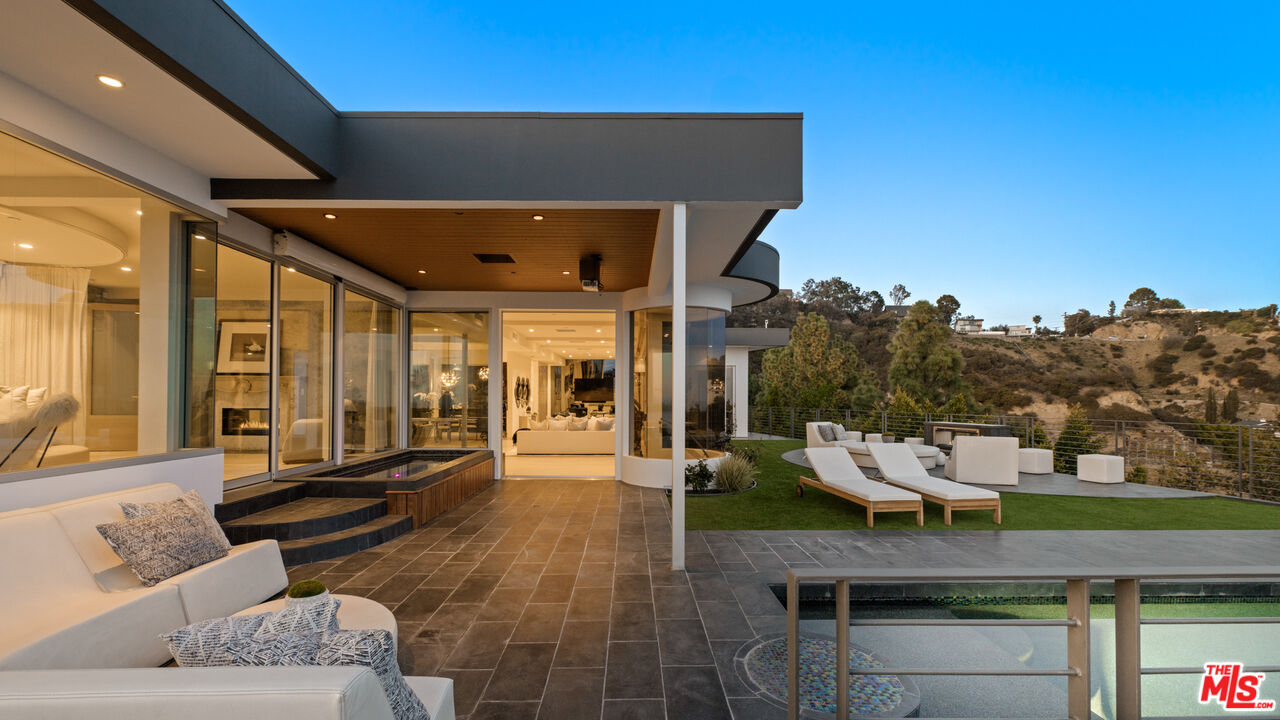 MLS #25523207 image #3