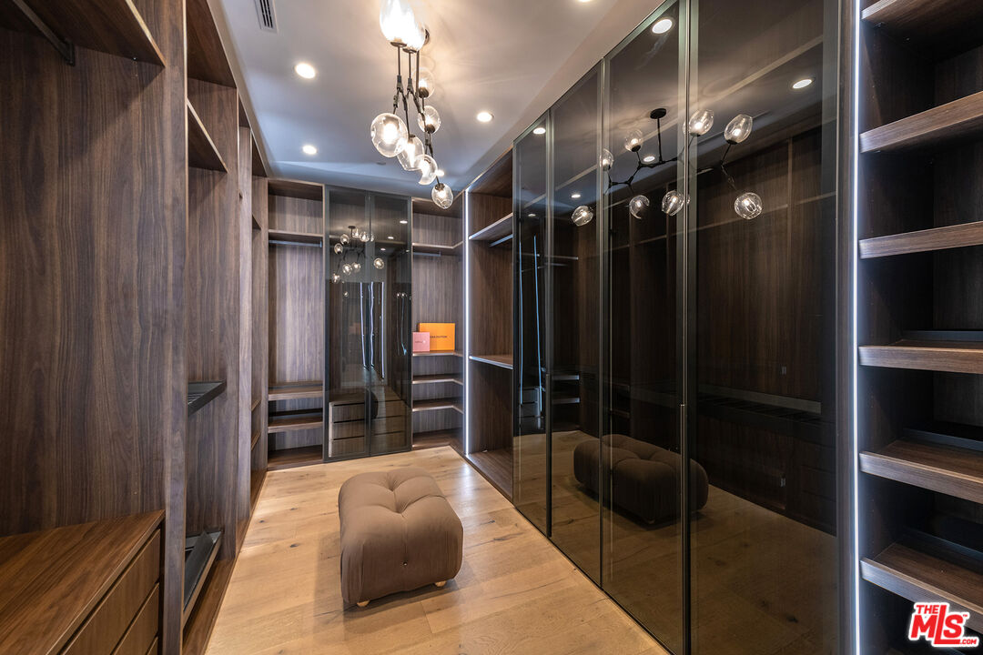 MLS #25523259 image #13