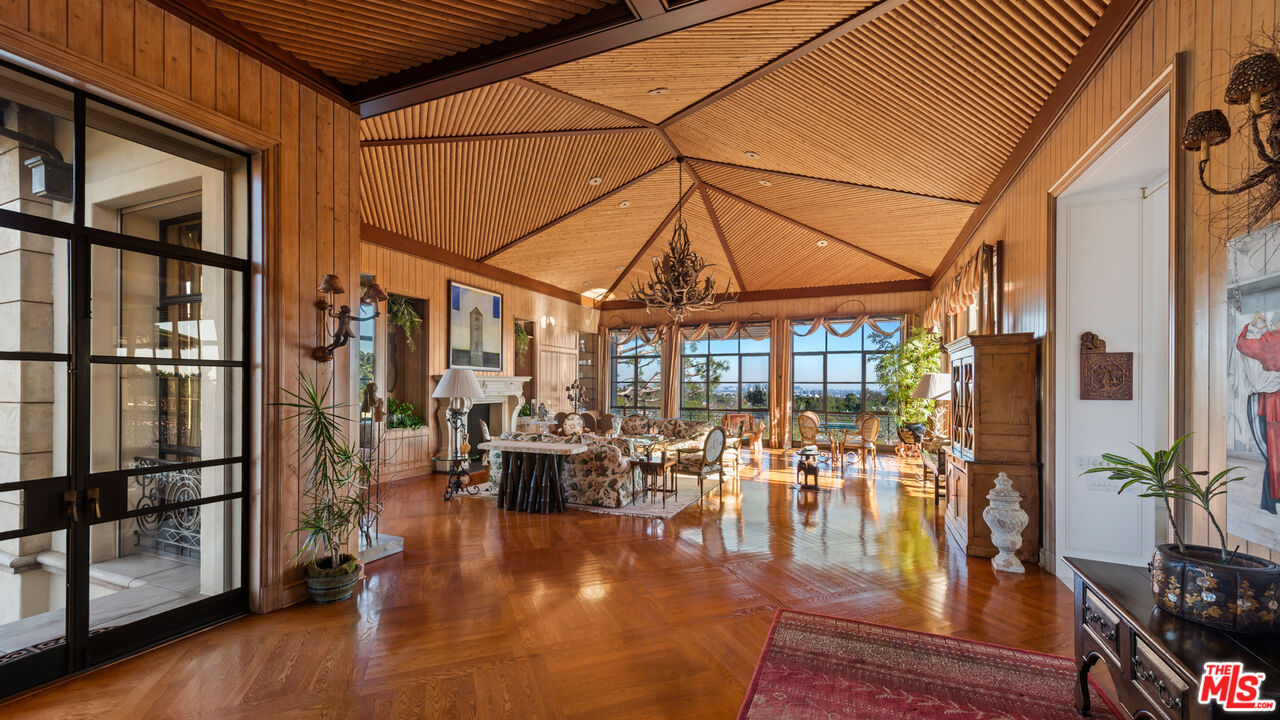 MLS #25523309 image #12