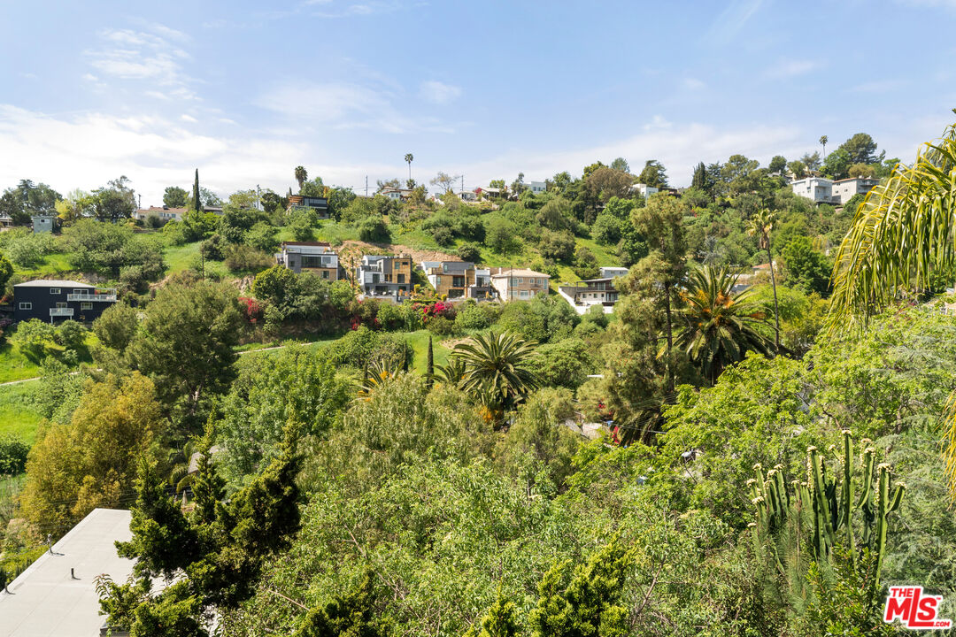 MLS #25523793 image #21