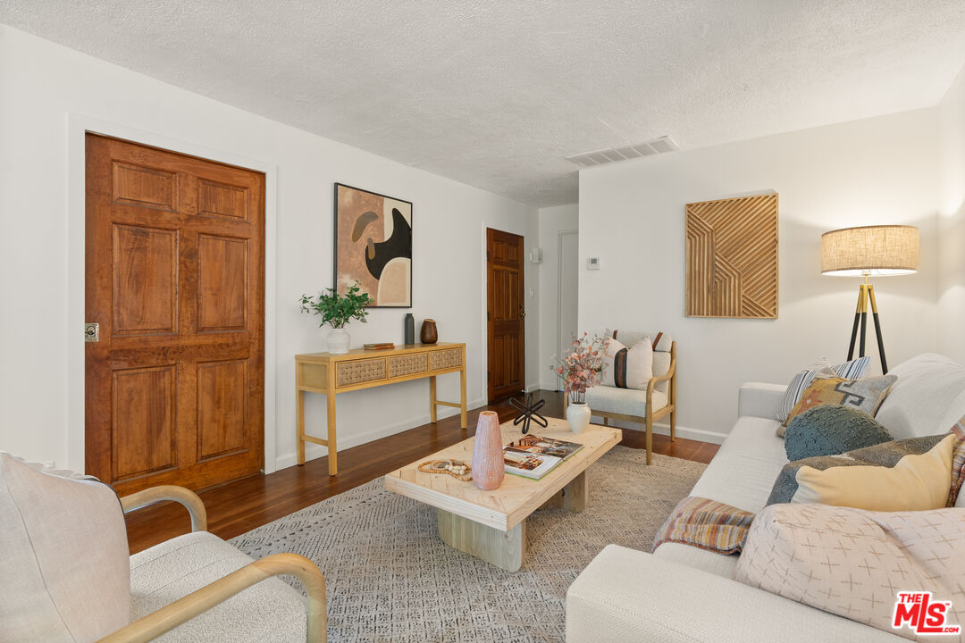 MLS #25523793 image #3