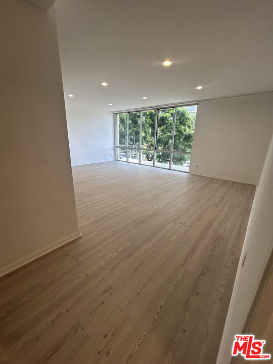 MLS #25523857 image #2