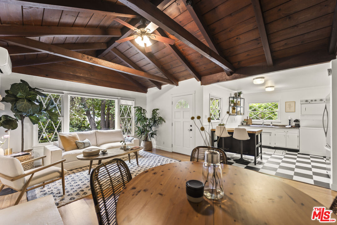 MLS #25524483 image #1