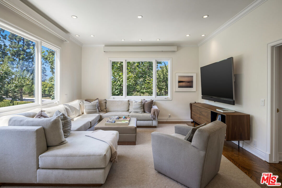 MLS #25524917 image #18