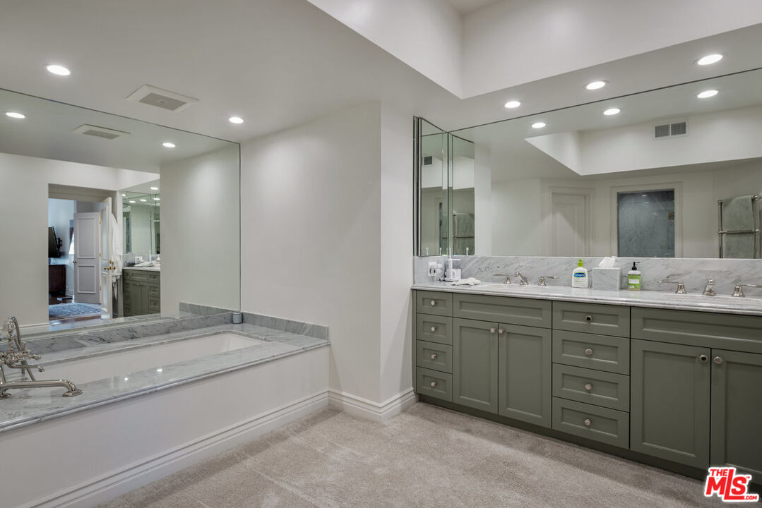 MLS #25524917 image #23