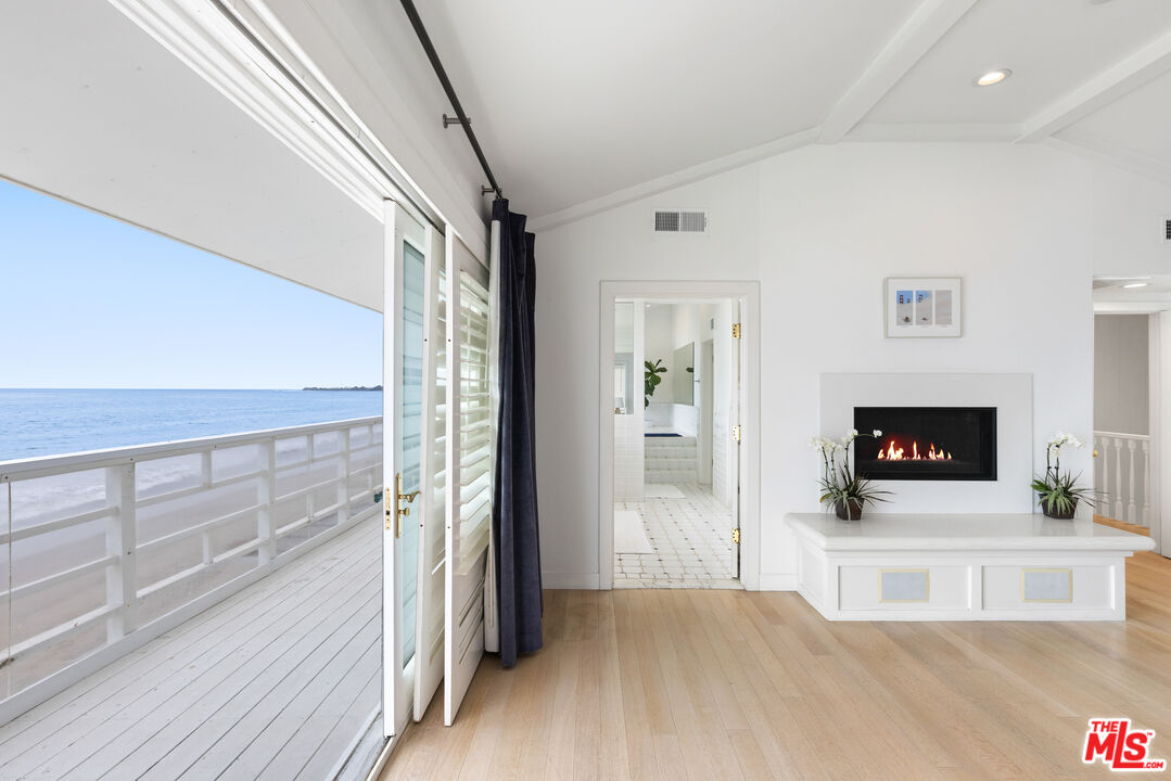 MLS #25525003 image #12