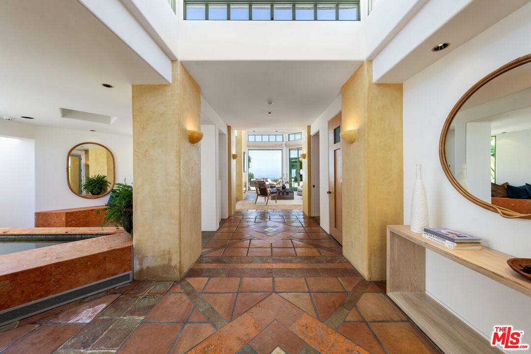 MLS #25525119 image #22