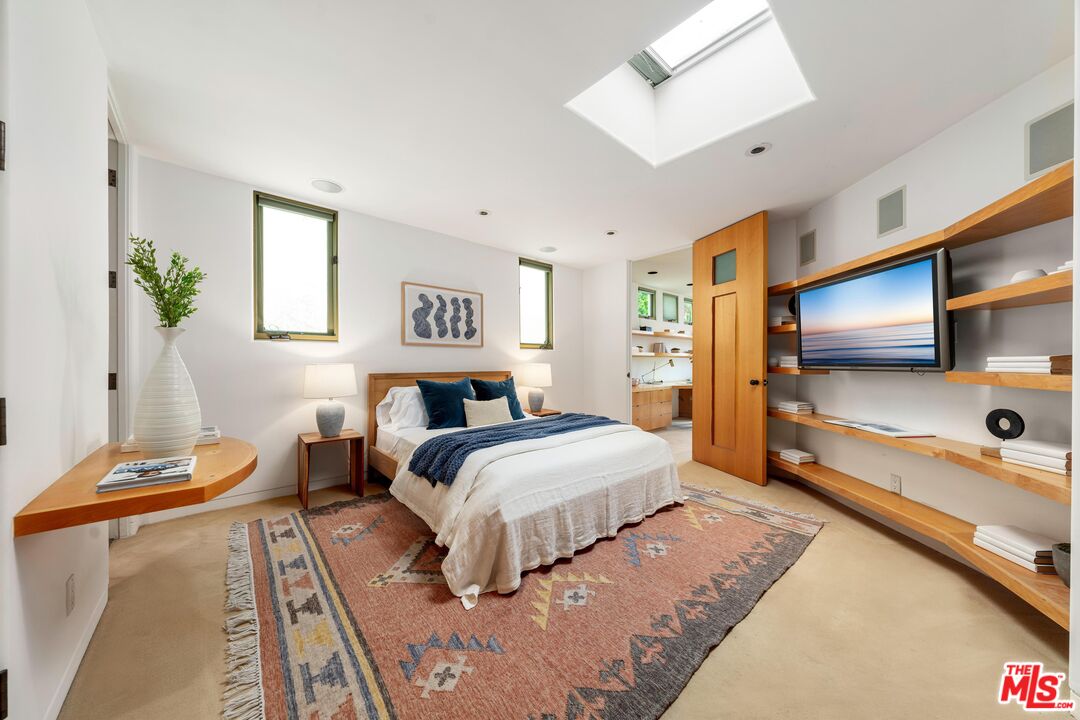 MLS #25525119 image #47