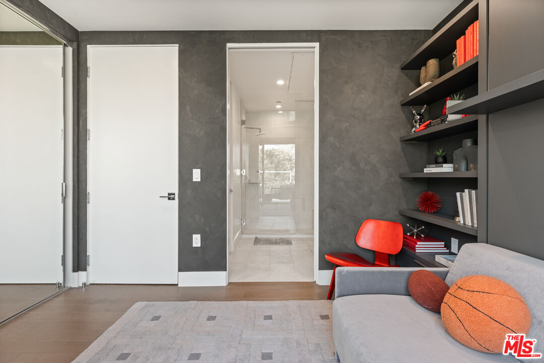 MLS #25525289 image #12