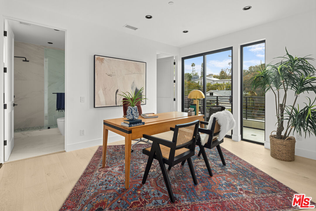 MLS #25525417 image #14