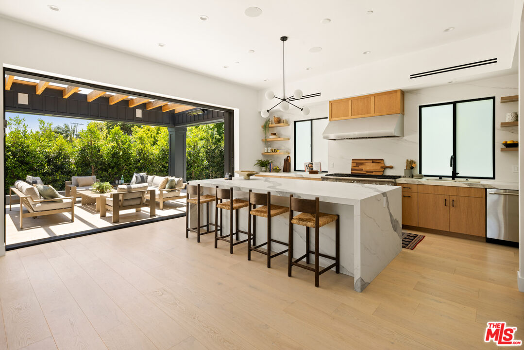 MLS #25525417 image #8