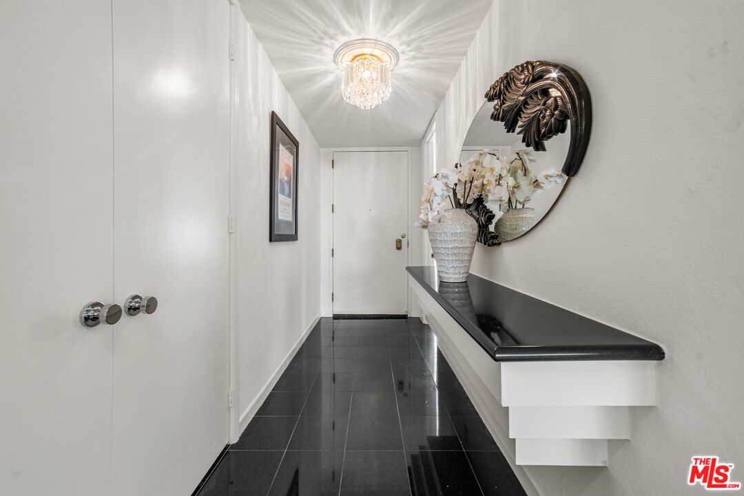 MLS #25525599 image #16