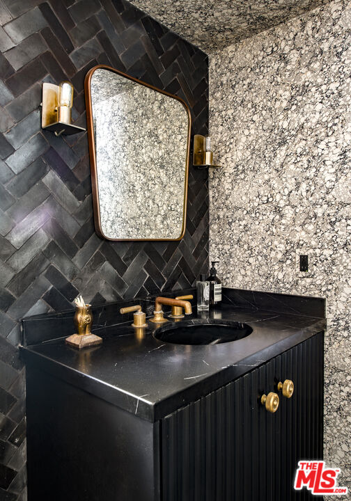 MLS #25525731 image #9