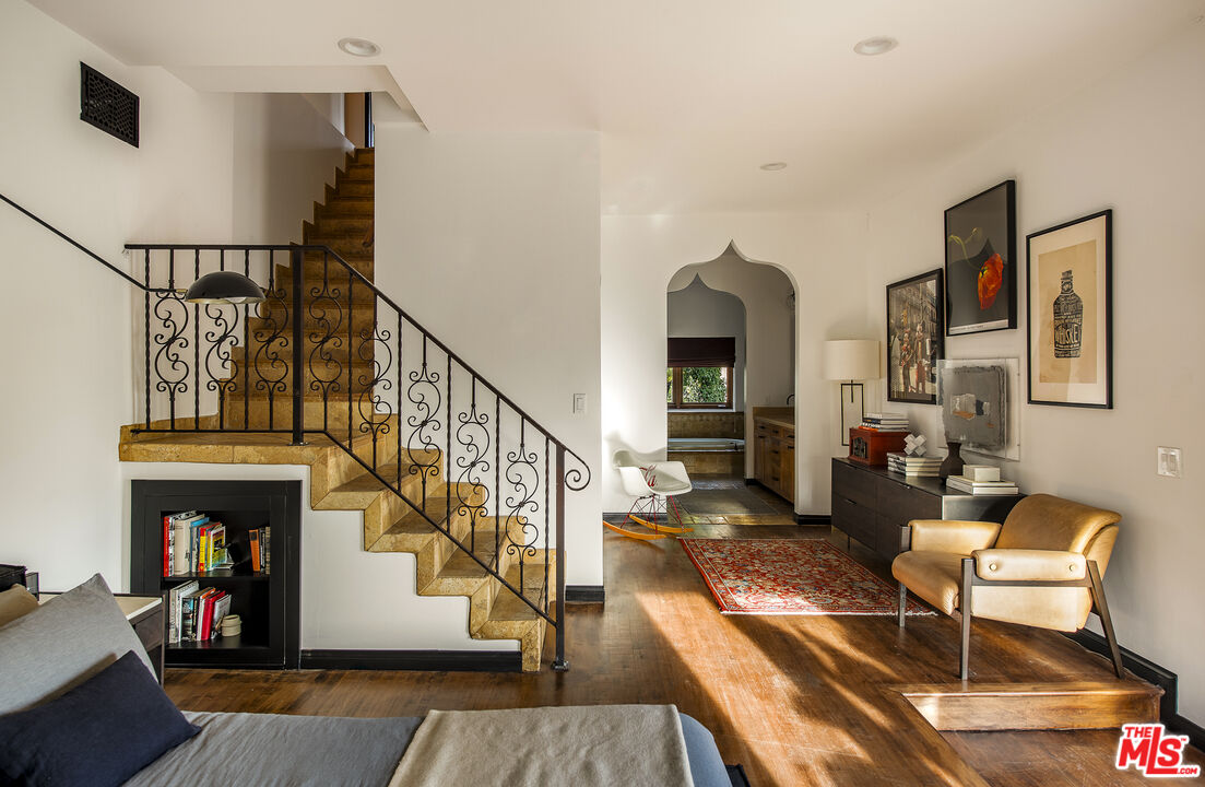 MLS #25525731 image #18